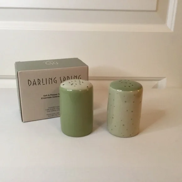 Darling Spring Salt & Pepper Shaker Set - Picture 4 of 7